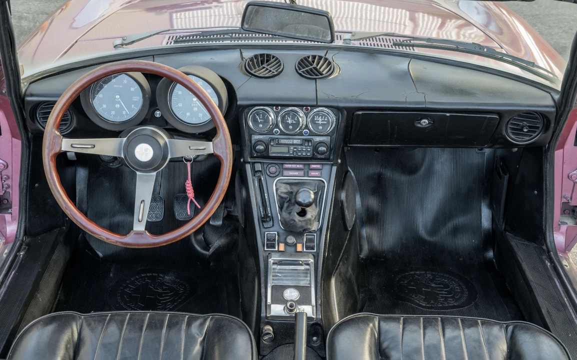 1974 Alfa Romeo Series 2 - Image 16 of 31