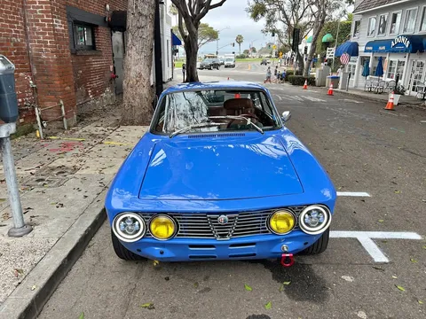 1974 Alfa Romeo GTV 2000