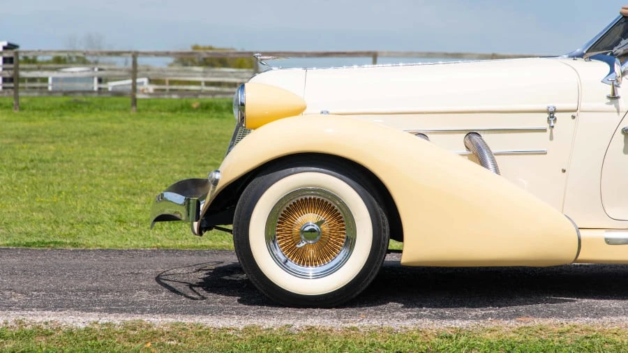 1974 Auburn Speedster - Image 10 of 14