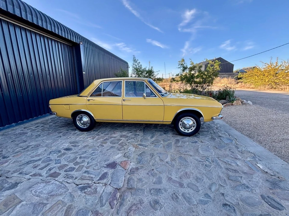 1974 Audi C1 100 - Image 2 of 31