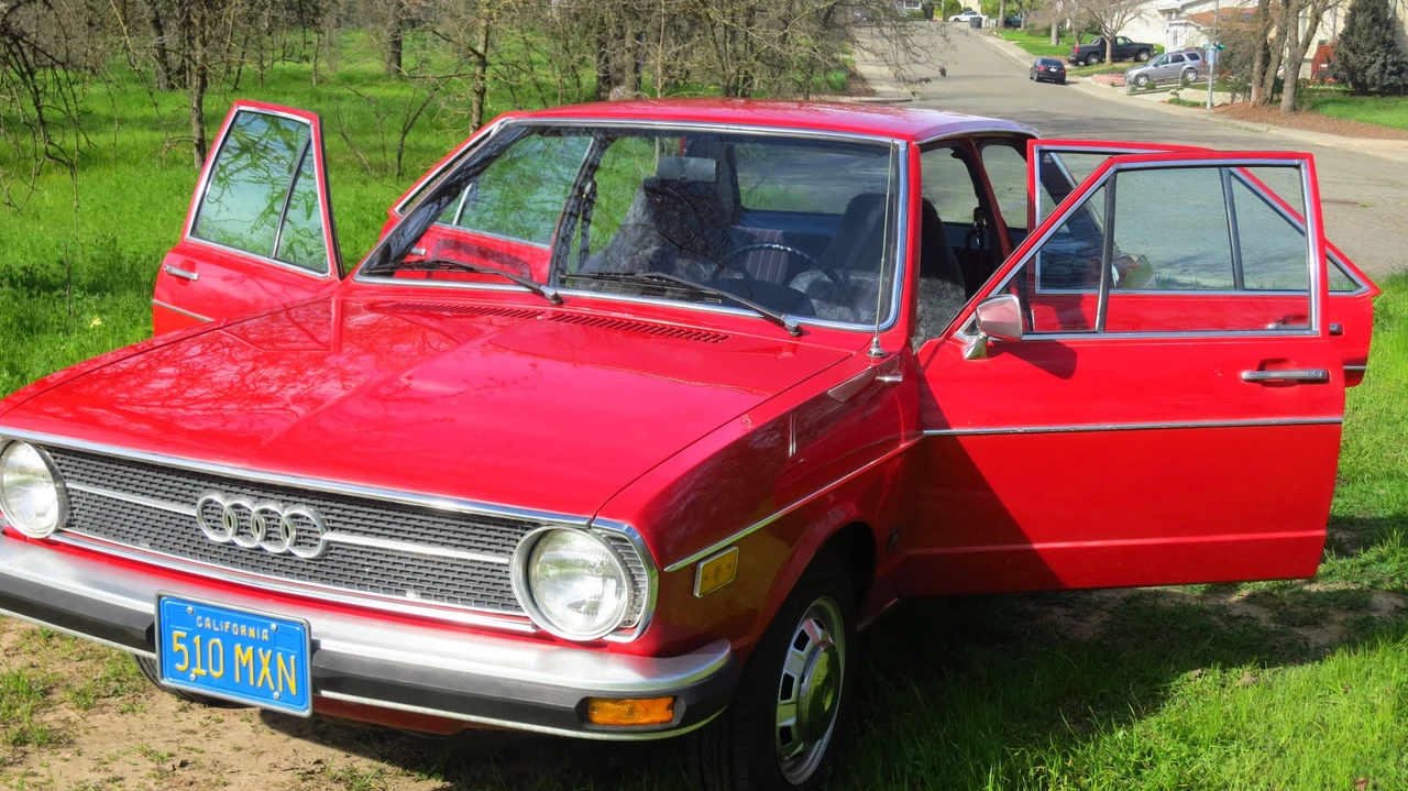 1974 Audi B1 80 & Fox - Image 17 of 31