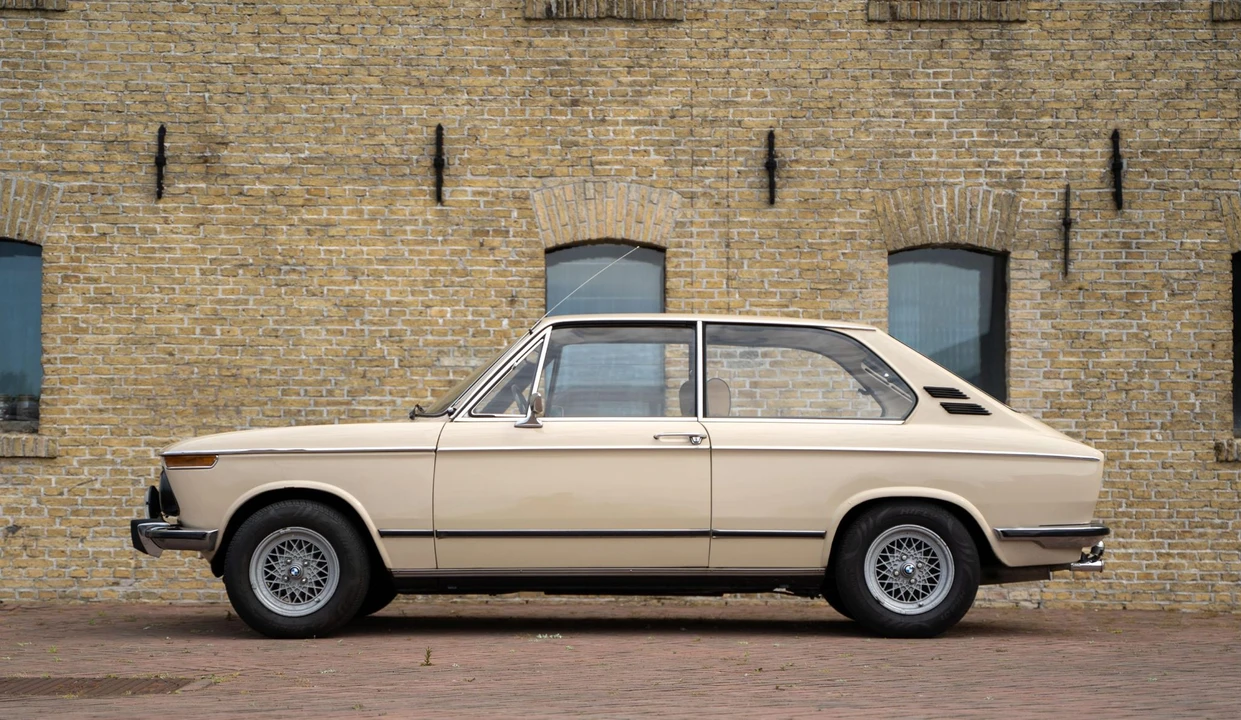 1974 BMW 2002 - Image 4 of 31