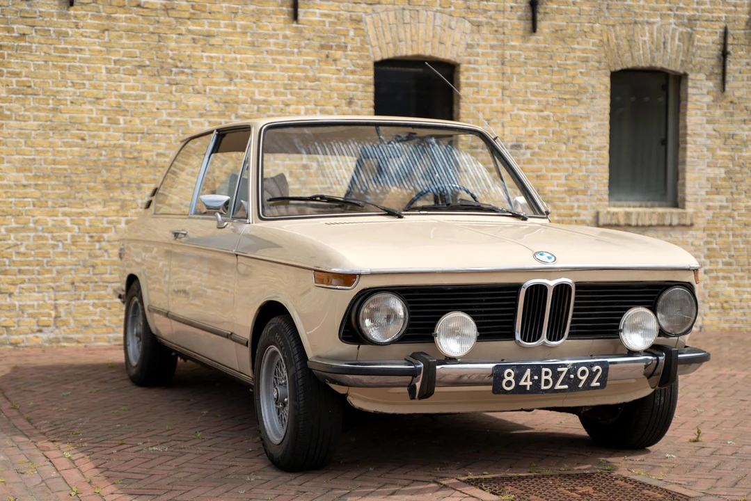 1974 BMW 2002 - Image 16 of 31