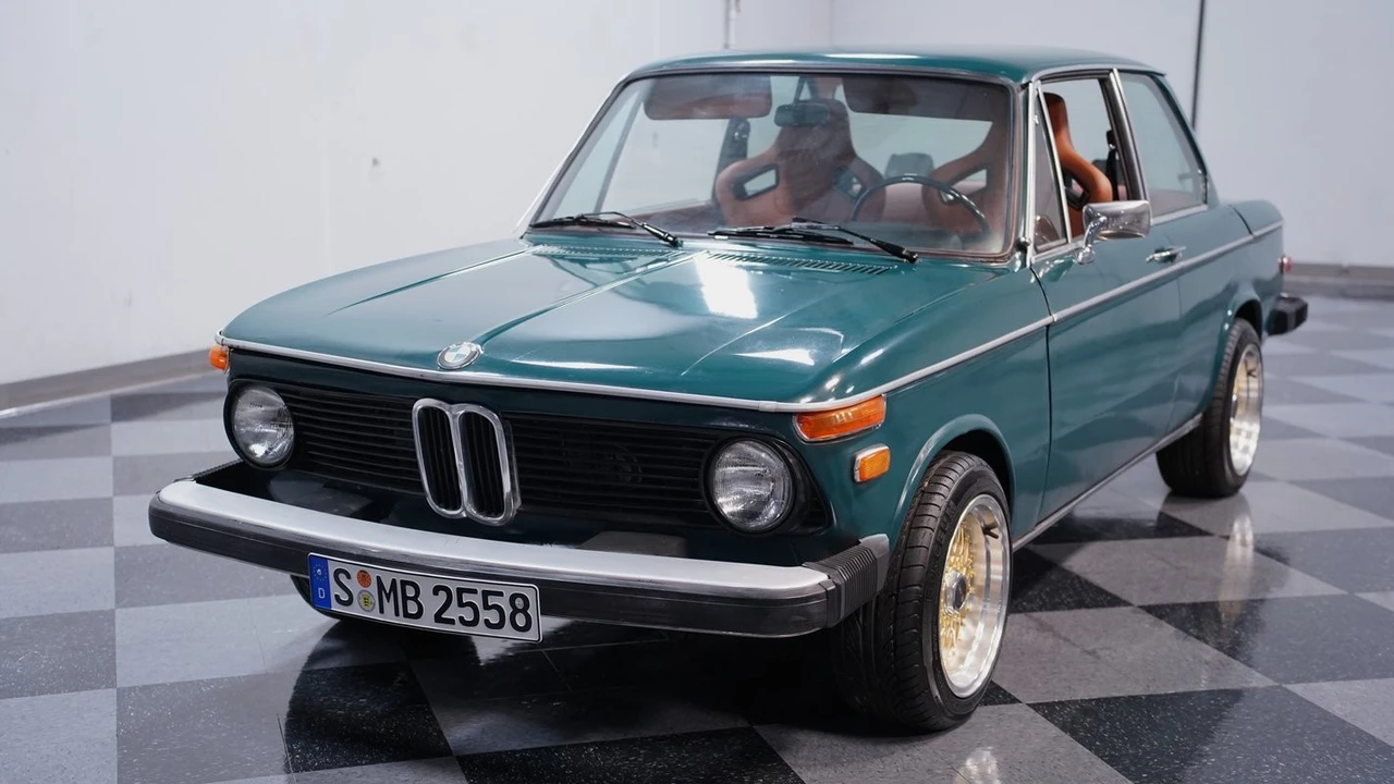 1974 BMW 2002 - Image 17 of 31