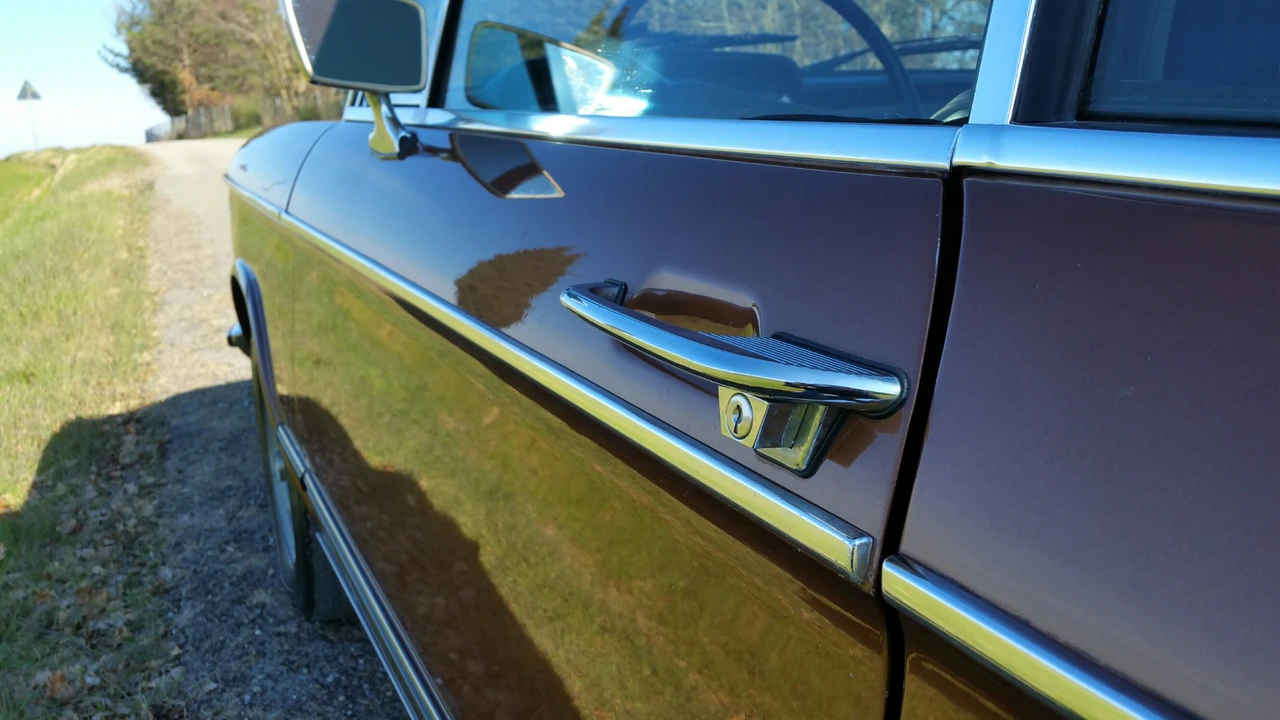 1974 BMW 2002 - Image 28 of 31