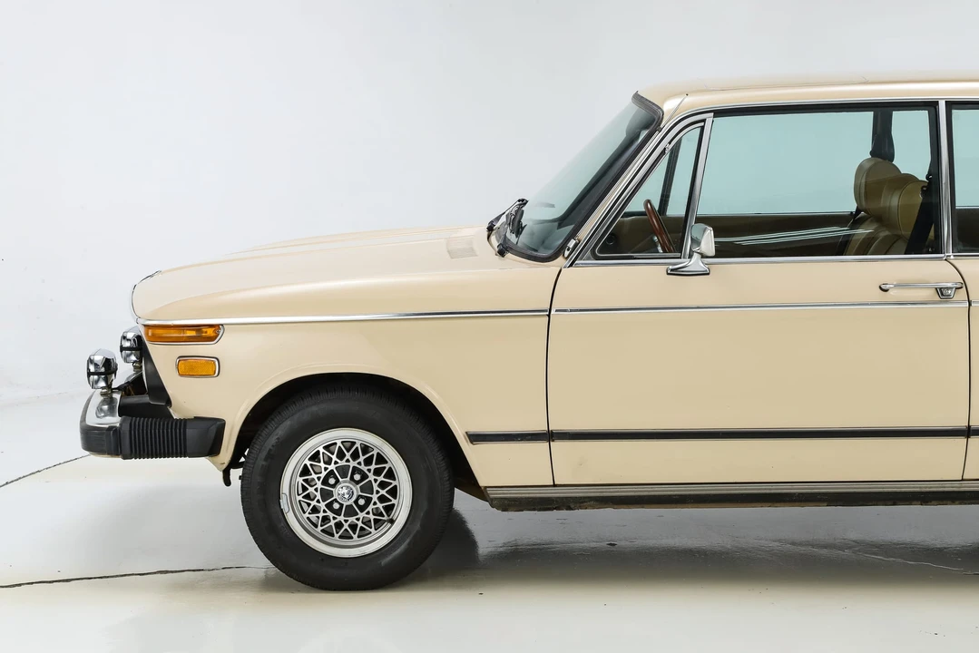 1974 BMW 2002 - Image 28 of 31