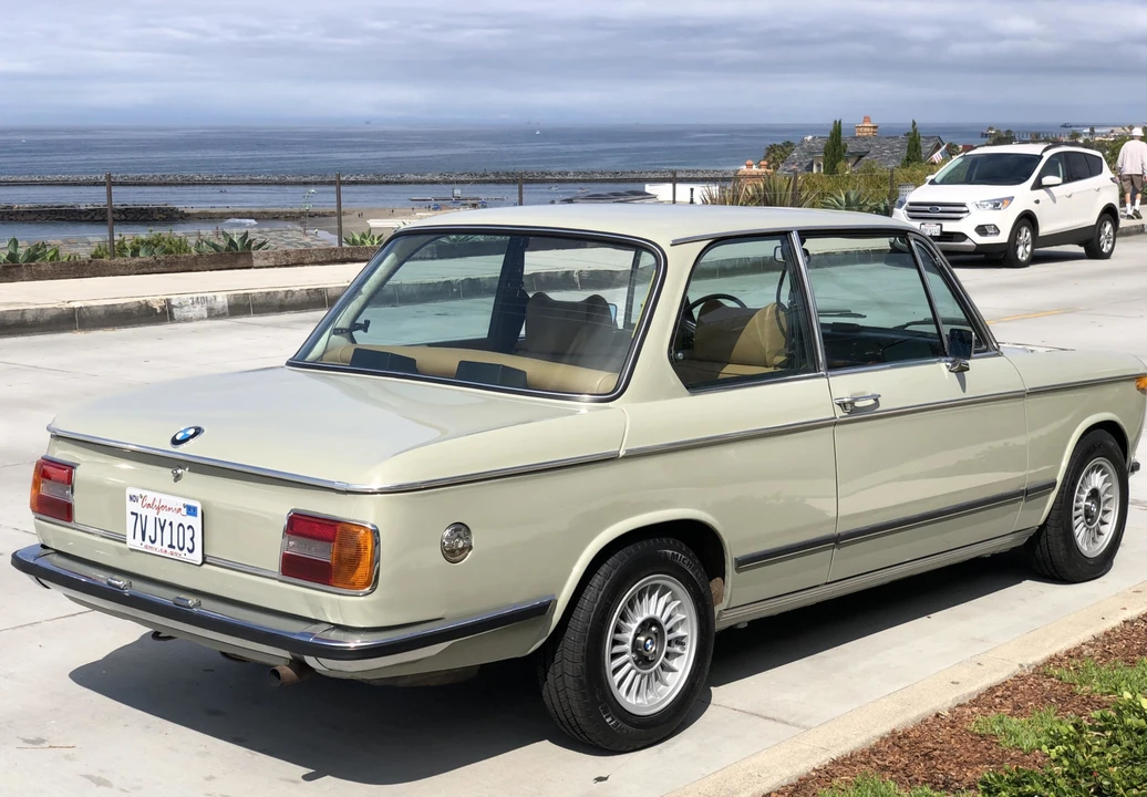 1974 BMW 2002 - Image 11 of 31