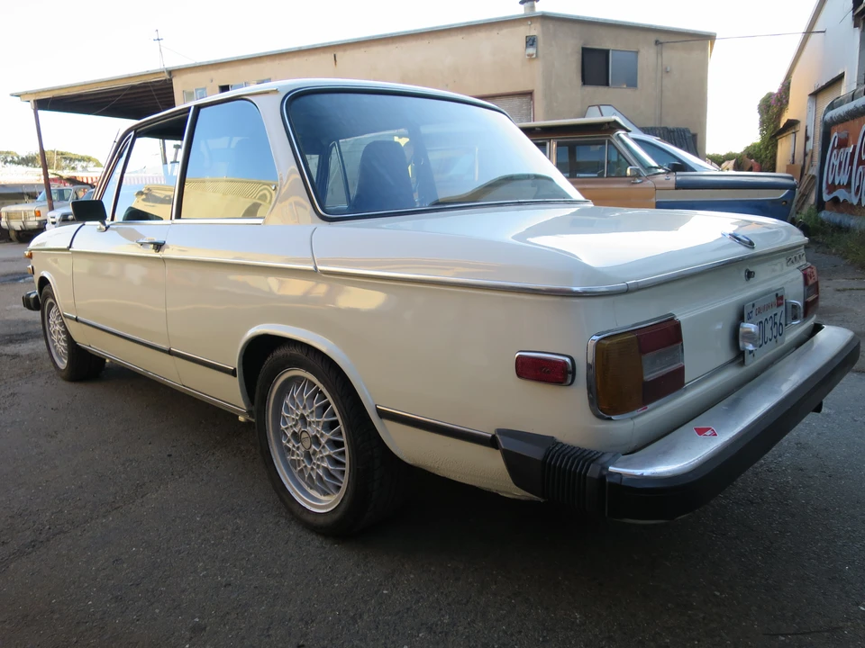 1974 BMW 2002 - Image 21 of 31