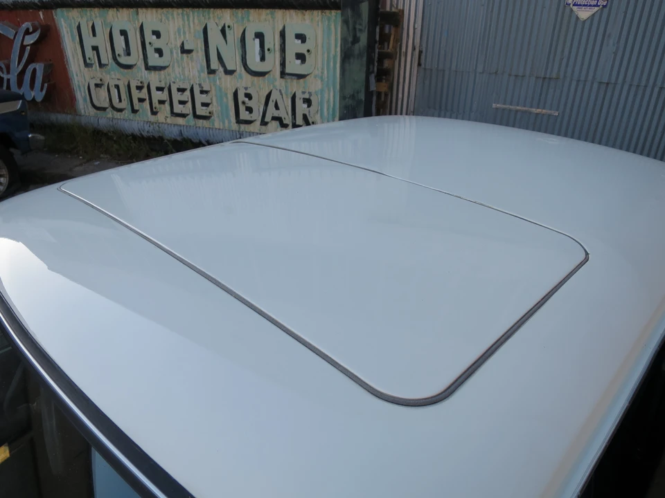 1974 BMW 2002 - Image 23 of 31