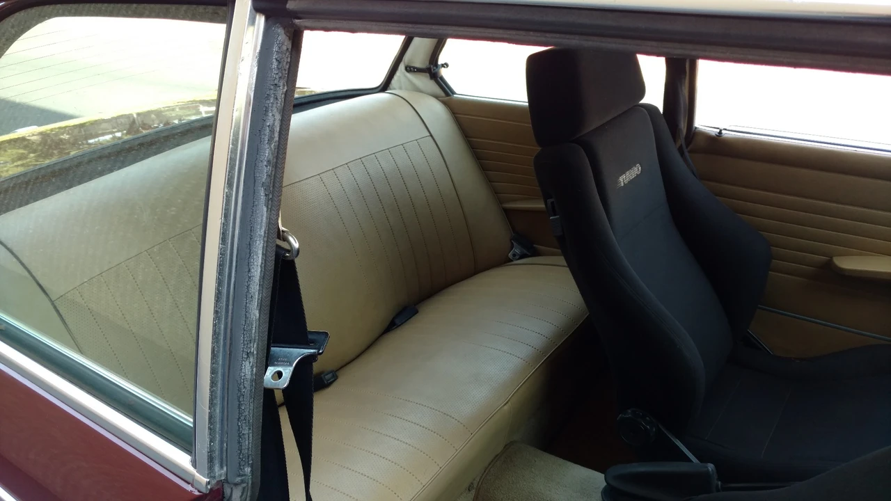 1974 BMW 2002 - Image 12 of 31