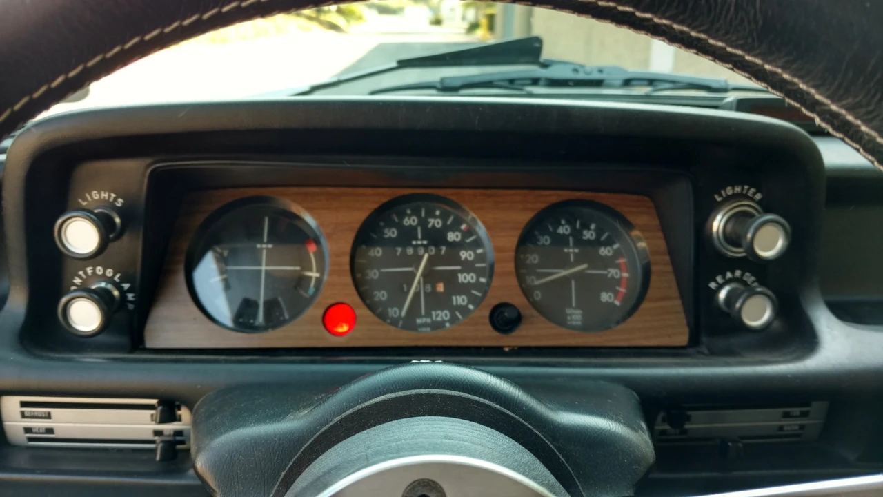 1974 BMW 2002 - Image 14 of 31