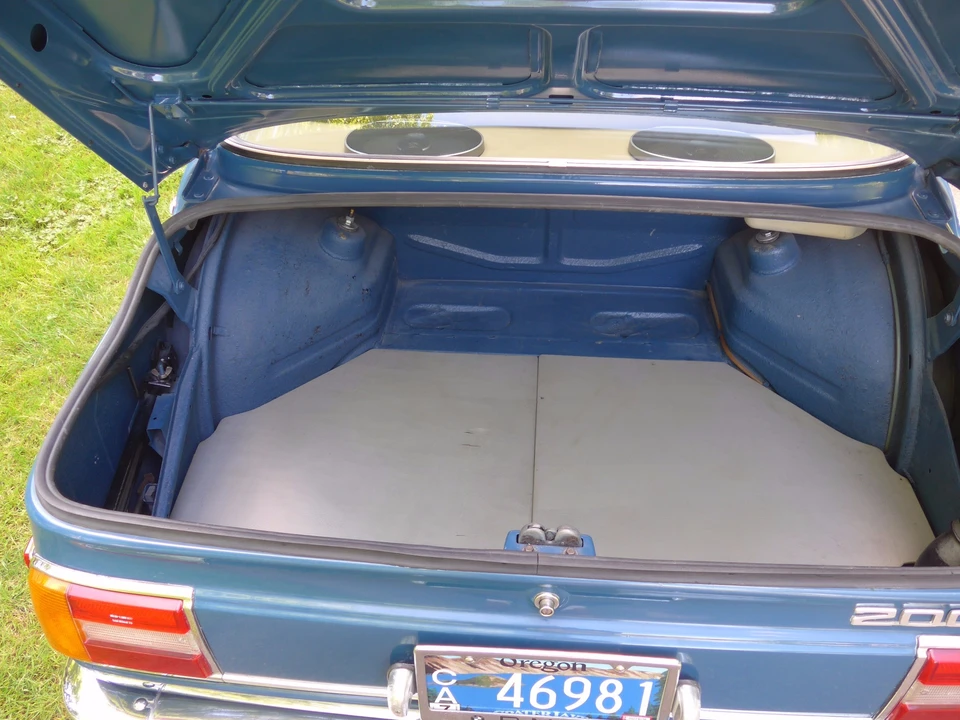 1974 BMW 2002 - Image 16 of 31
