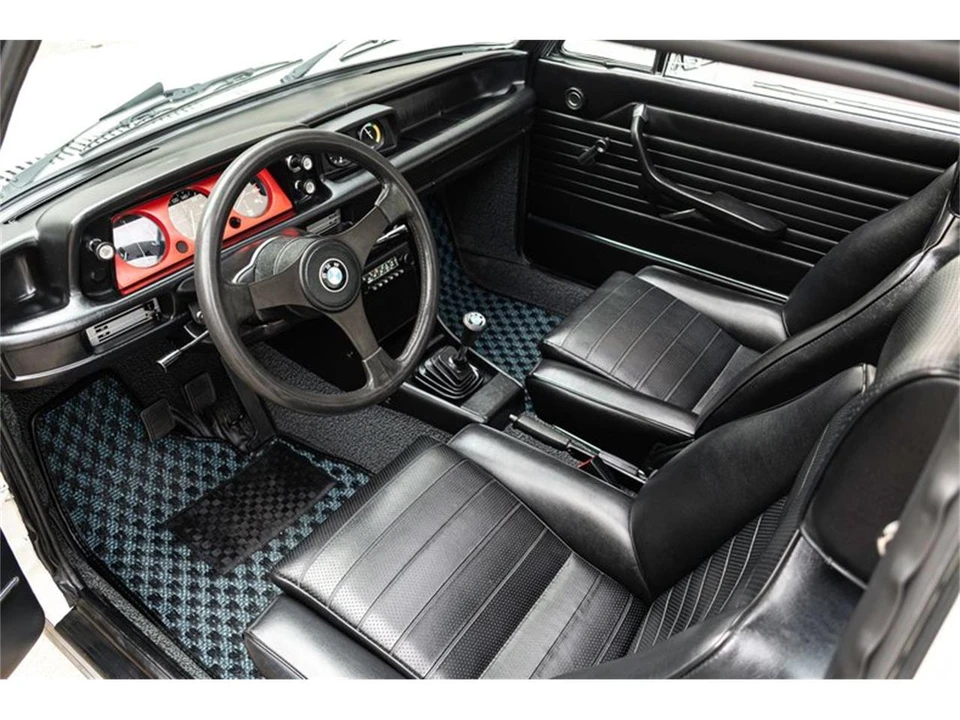 1974 BMW 2002 - Image 16 of 31