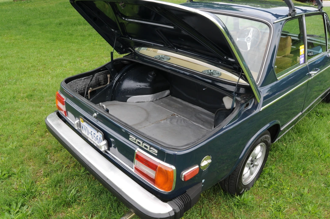 1974 BMW 2002 - Image 27 of 31