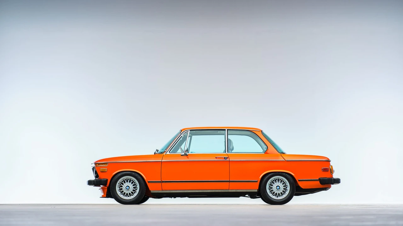 1974 BMW 2002 - Image 16 of 31