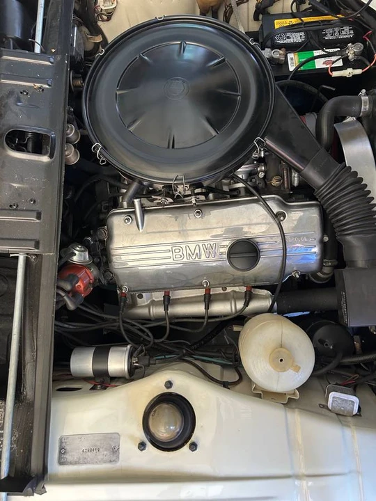 2002 BMW 2002 - Image 2 of 9
