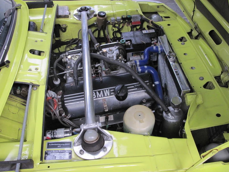 1974 BMW 2002 - Image 6 of 7
