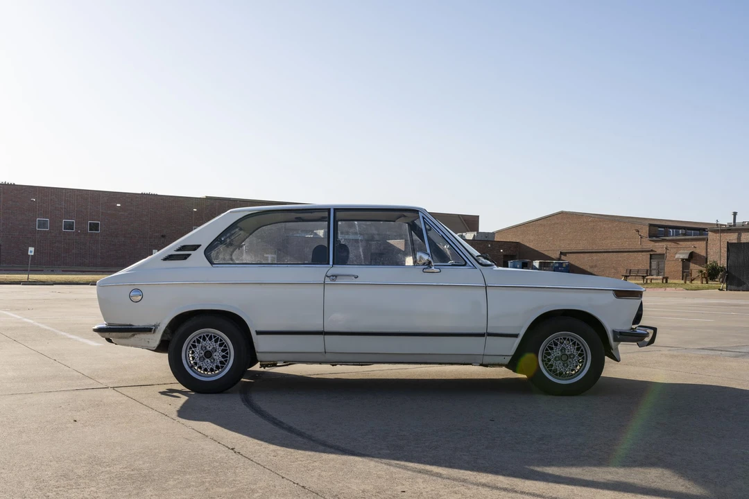 1974 BMW 2002 - Image 17 of 31