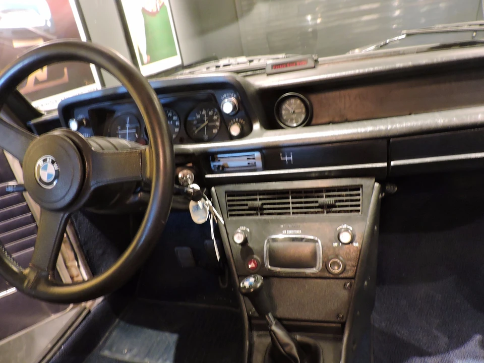 1974 BMW 2002tii - Image 24 of 31