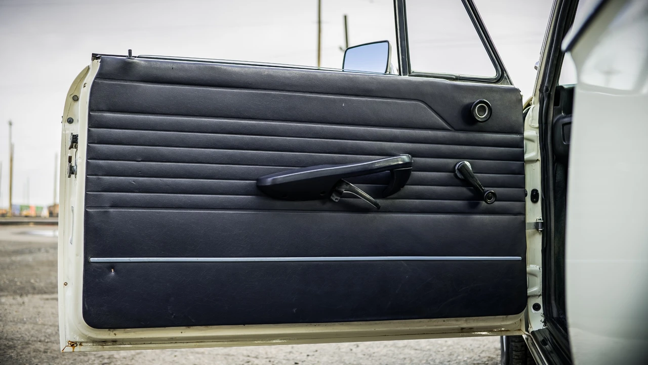 1974 BMW 2002tii - Image 29 of 31