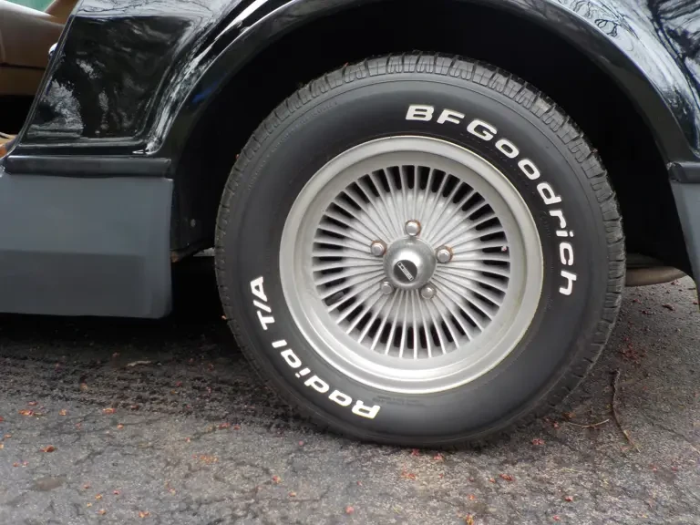 1974 Bricklin SV-1 - Image 10 of 11