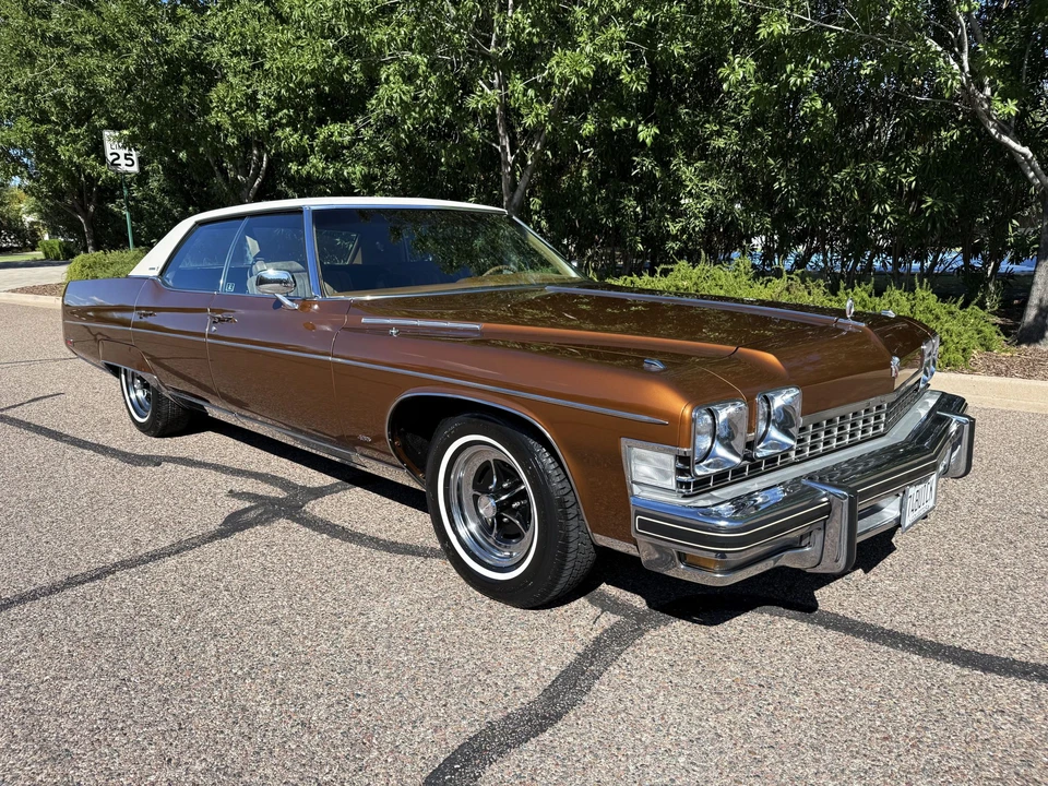 1974 Buick Electra - Image 10 of 31