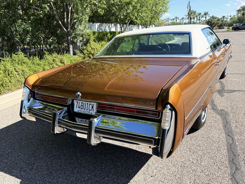 1974 Buick Electra - Image 14 of 31