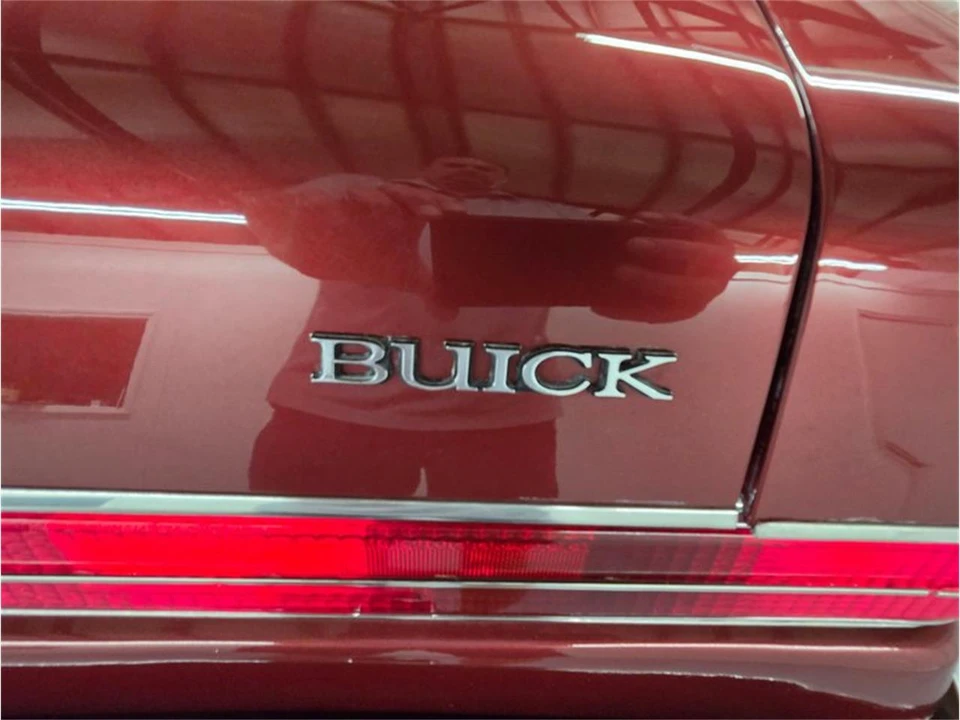 1974 Buick LeSabre - Image 25 of 31