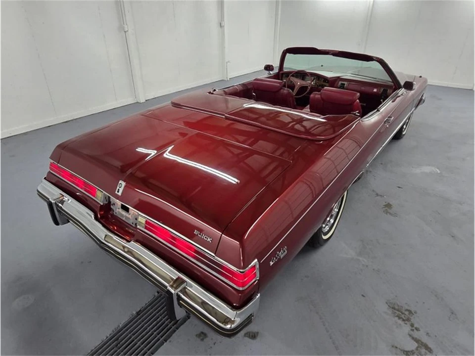 1974 Buick LeSabre - Image 14 of 31