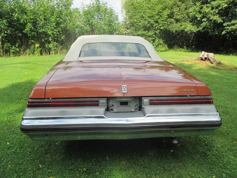 1974 Buick LeSabre - Image 9 of 31