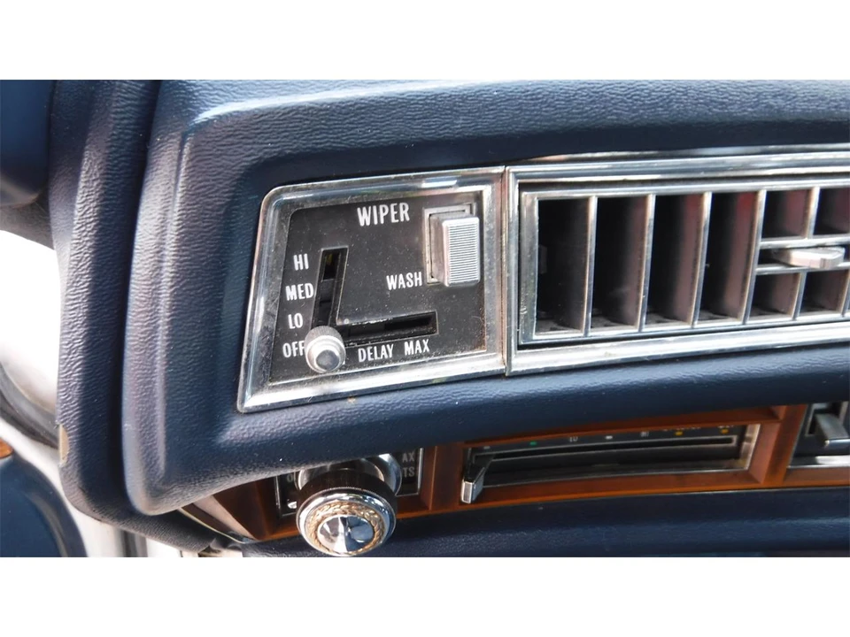 1974 Cadillac DeVille 4th Gen - Image 24 of 31