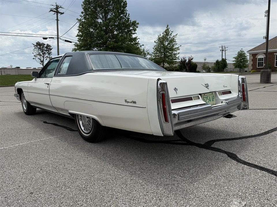1974 Cadillac DeVille 4th Gen - Image 2 of 31
