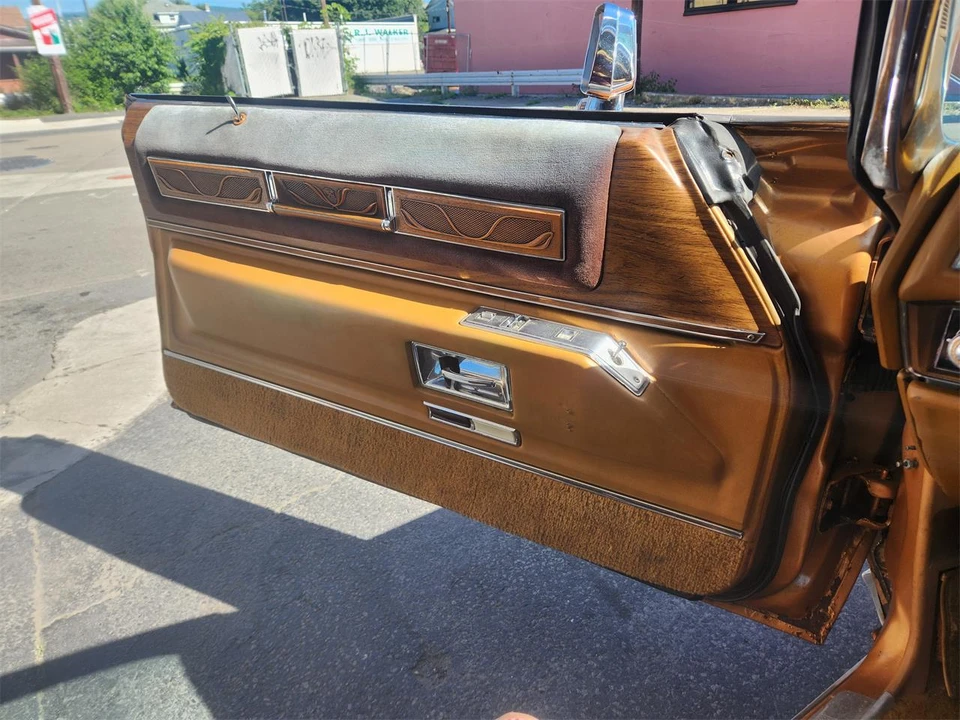 1974 Cadillac Eldorado 9th Gen - Image 16 of 31