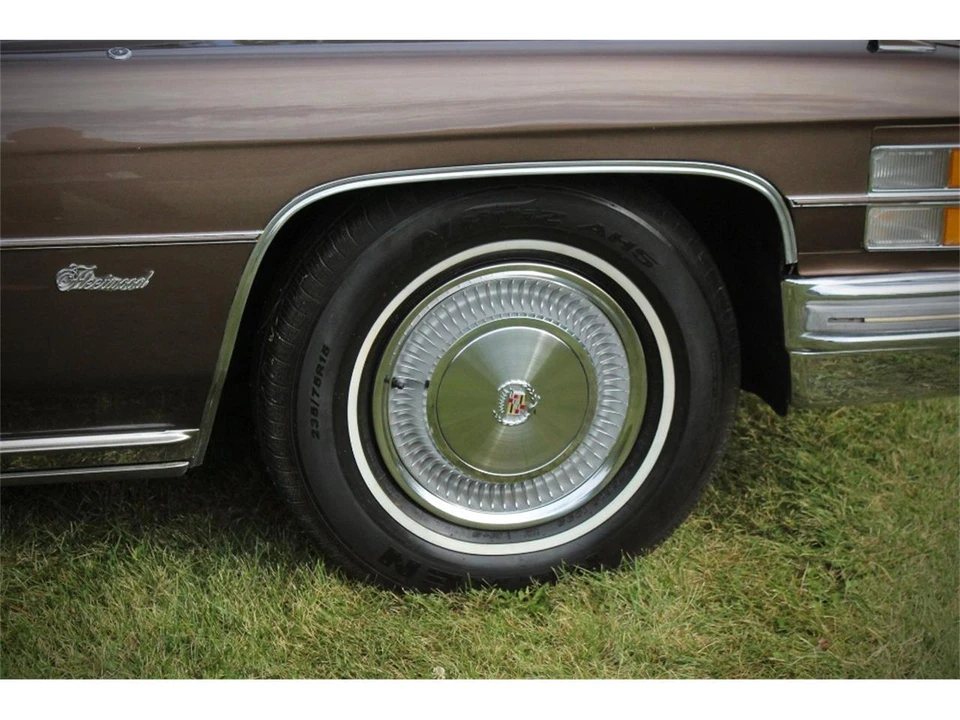 1974 Cadillac Fleetwood - Image 9 of 31