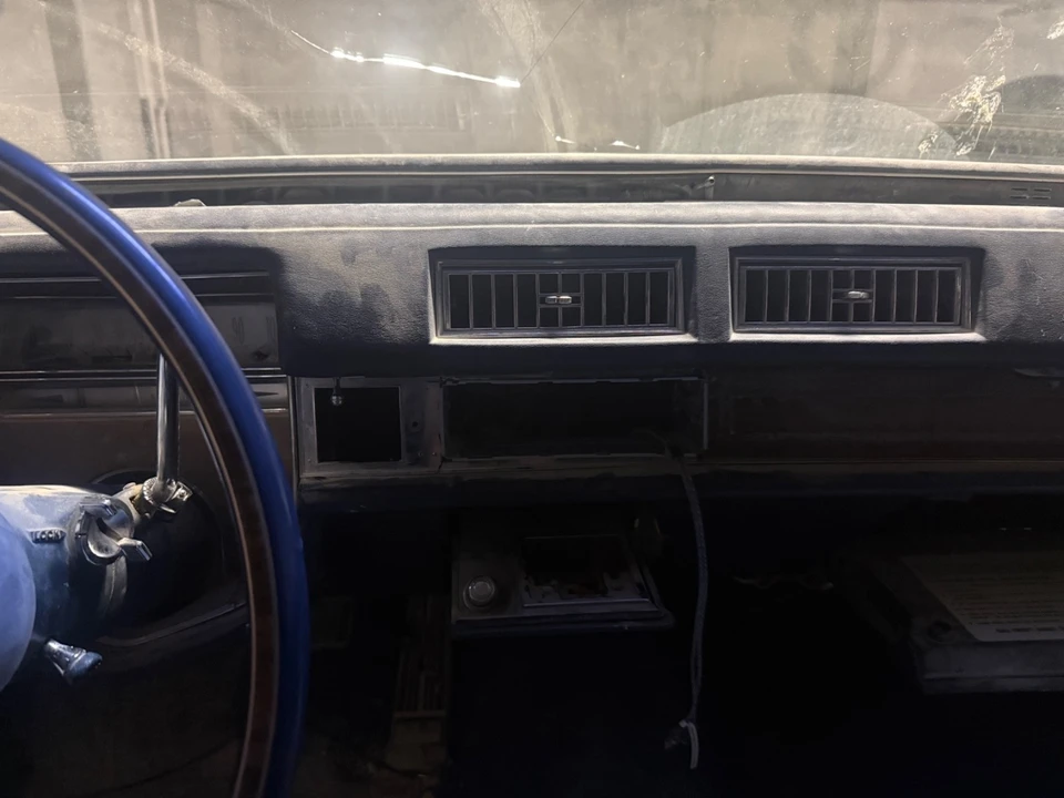 1974 Cadillac Fleetwood - Image 11 of 15
