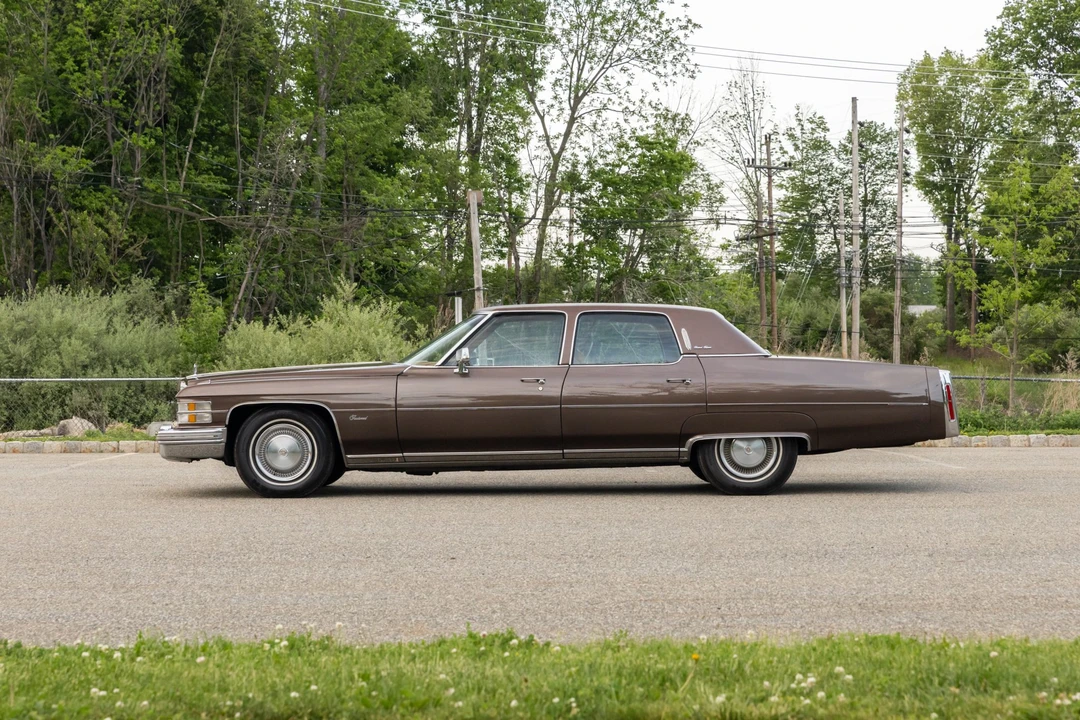 1974 Cadillac Fleetwood - Image 13 of 31
