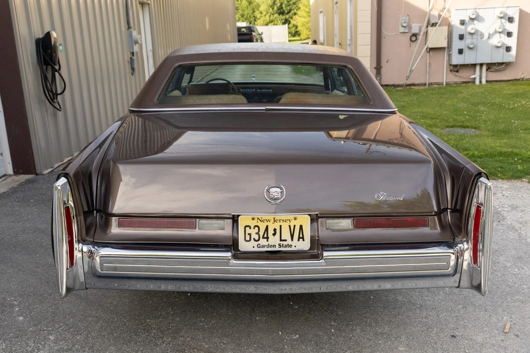 1974 Cadillac Fleetwood - Image 25 of 31