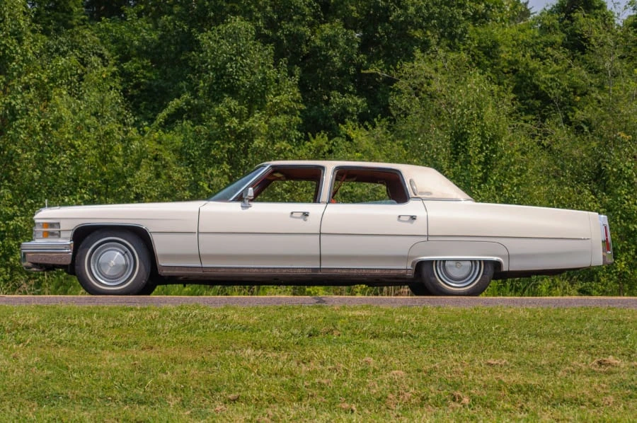 1974 Cadillac Fleetwood - Image 2 of 18