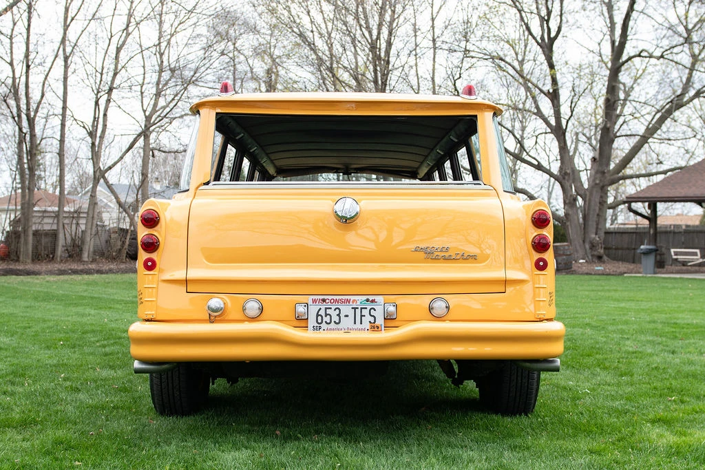 1974 Checker - Image 5 of 31