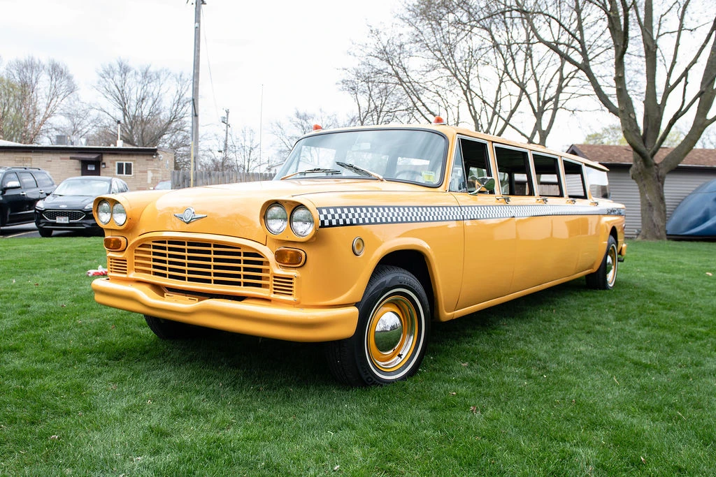 1974 Checker - Image 8 of 31