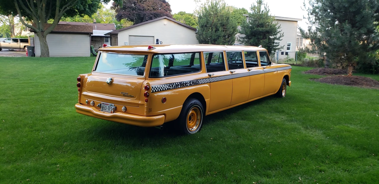 1974 Checker - Image 12 of 31