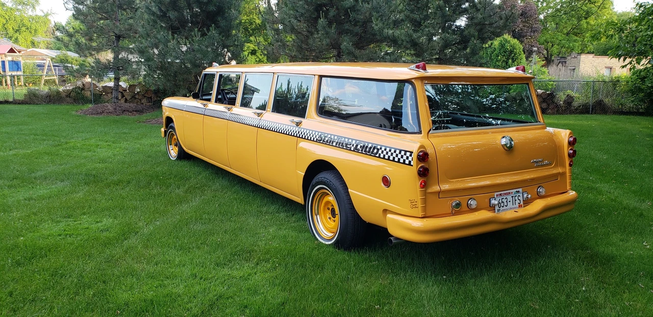 1974 Checker - Image 14 of 31