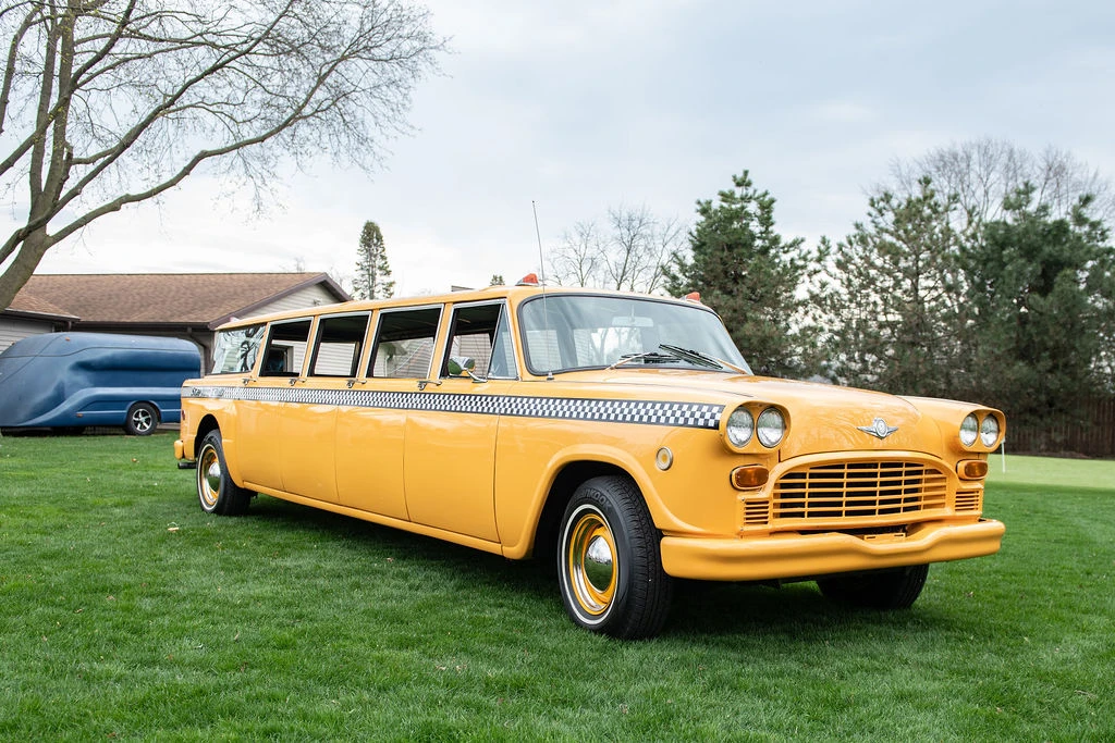 1974 Checker - Image 2 of 31