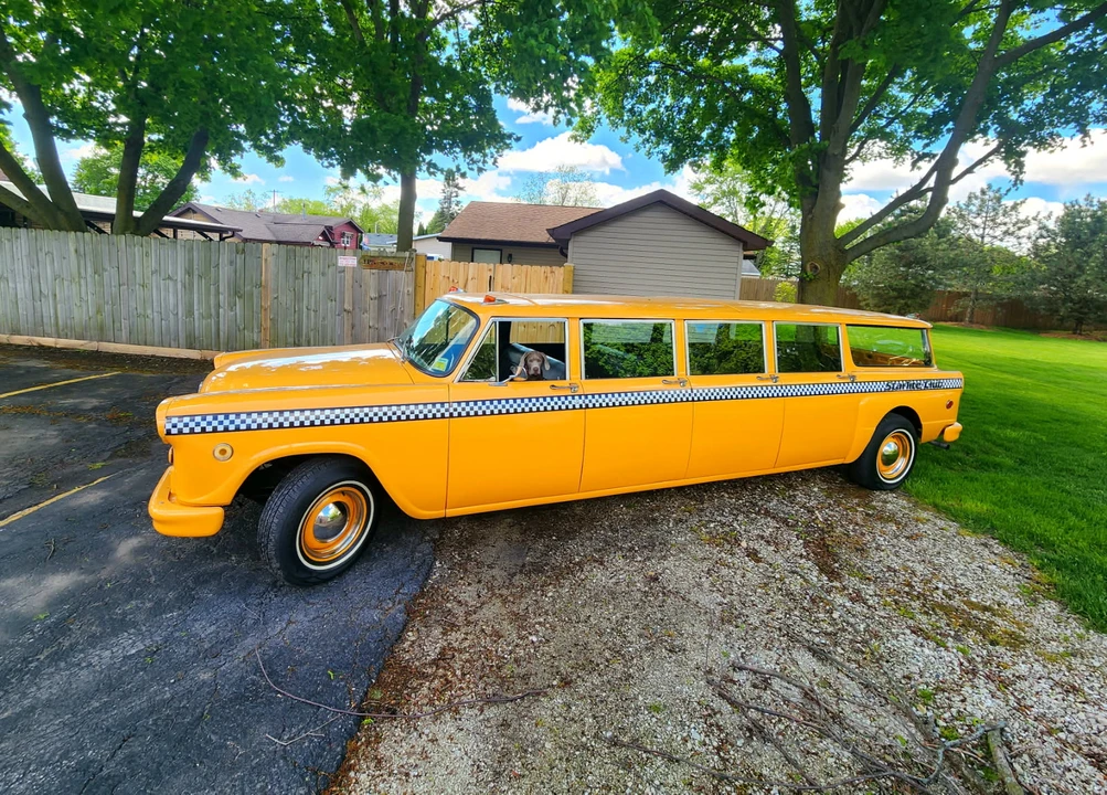 1974 Checker - Image 16 of 31