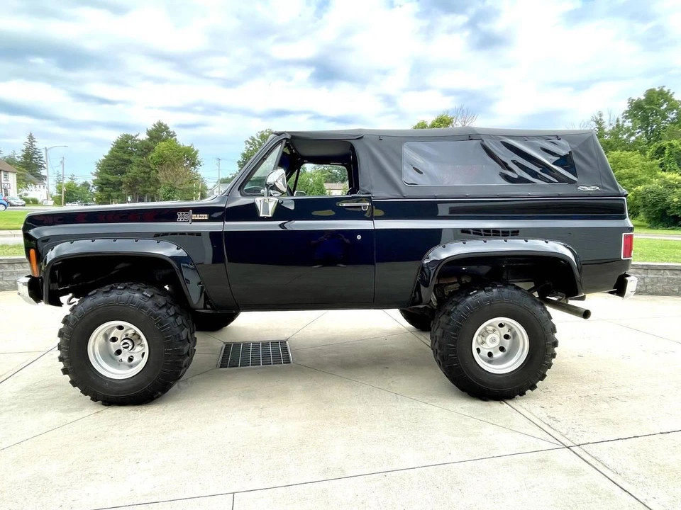 1974 Chevrolet K5 Blazer 2nd Gen - Image 17 of 31
