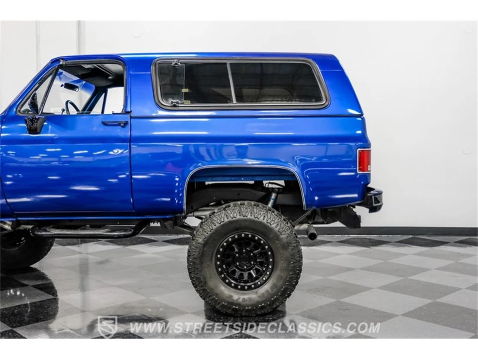 1974 Chevrolet K5 Blazer 2nd Gen - Image 21 of 31