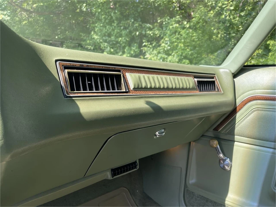 1974 Chevrolet Caprice - Image 23 of 31