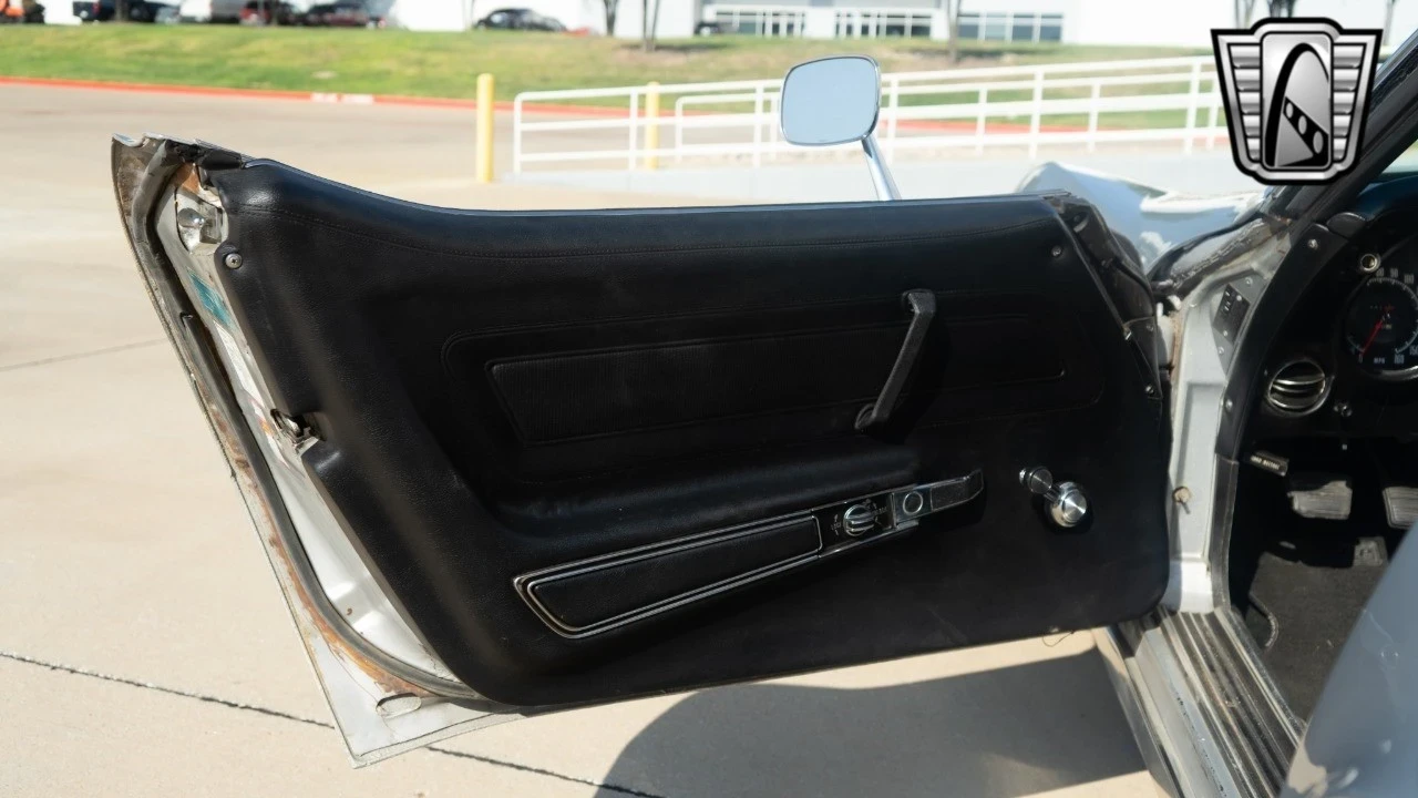 1974 Chevrolet Corvette C3 - Image 16 of 21