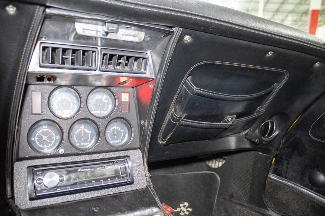 1974 Chevrolet Corvette C3 - Image 14 of 21