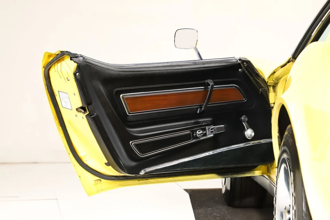 1974 Chevrolet Corvette C3 - Image 7 of 12